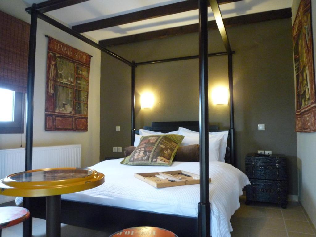 Paroraia Hotel Angistron ภายนอก รูปภาพ